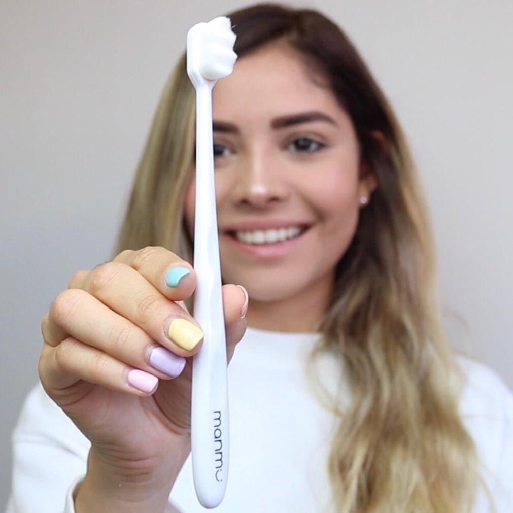 Manm Smile® - Escova de dentes